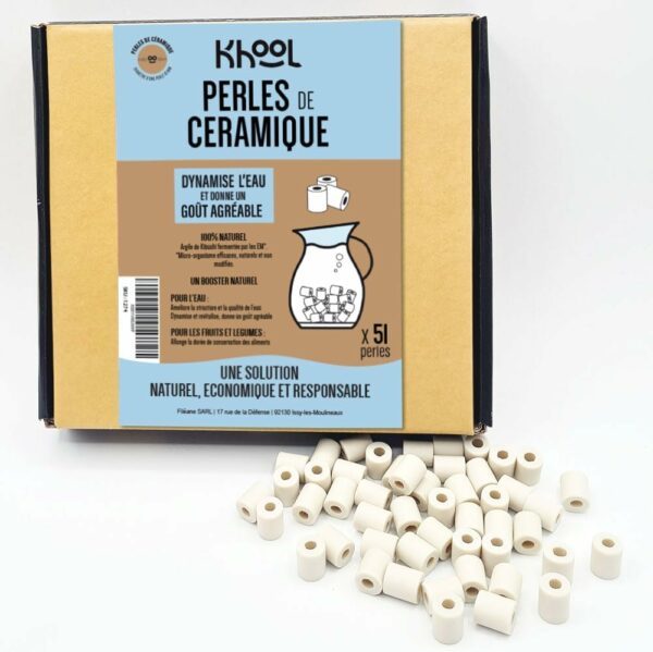 Lot de 51 <span class="chb">perles de céramique